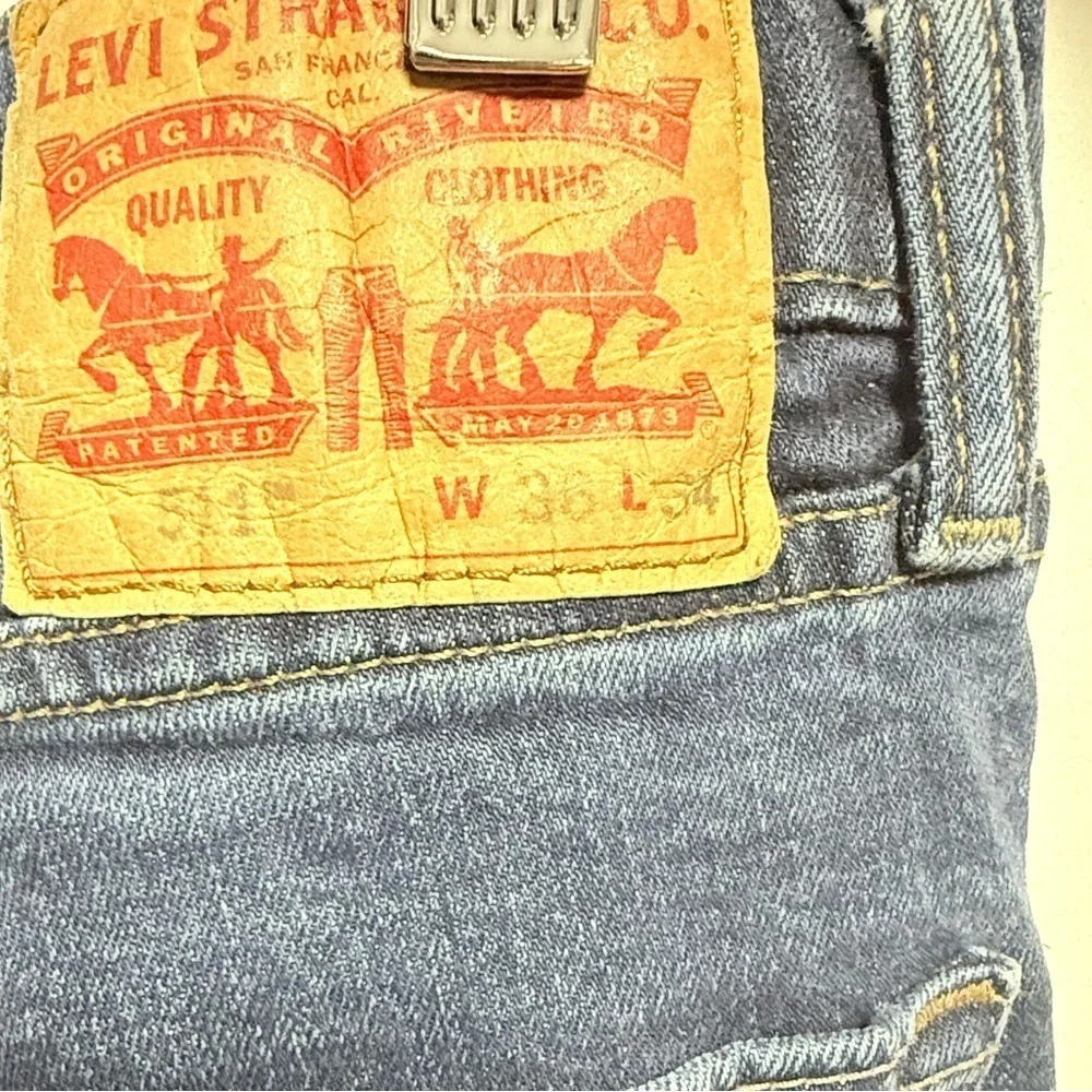 Levi's Dark Blue Slim Men's Jeans Size 36
